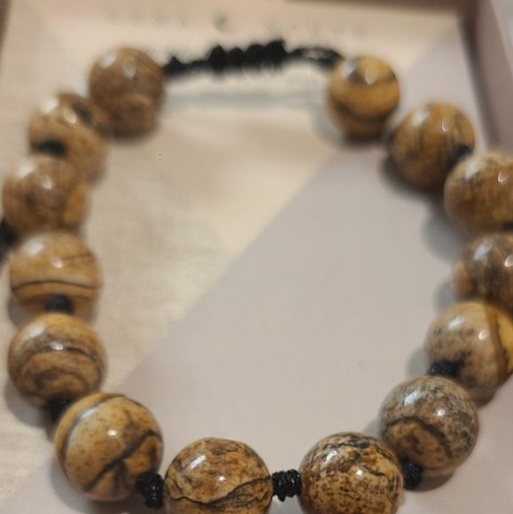 LUNA NORTE FOR EVERYBODY PICTURE JASPER STONES UNISEX ADJUSTABLE THREAD BRACELET - Picture 5 of 9